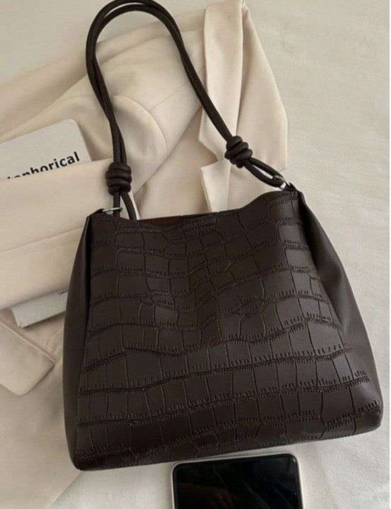 BOLSO CAFÉ DE HOMBRO