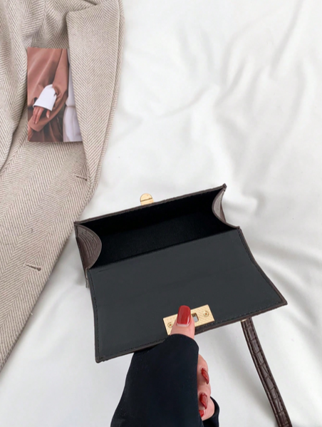 BOLSO MARRON CON SOLAPA