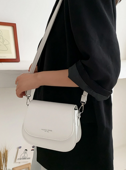 BOLSO BLANCO TIPO CARRIEL