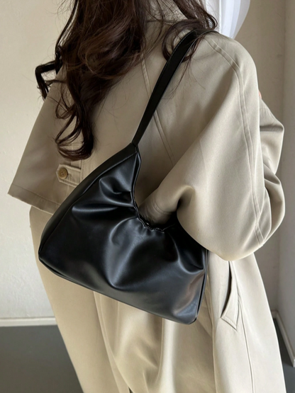 BOLSO NEGRO DE HOMBRO CON FRUNCIDO