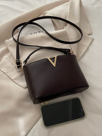 BOLSO DE MANO CAFE PLACA DORADA V