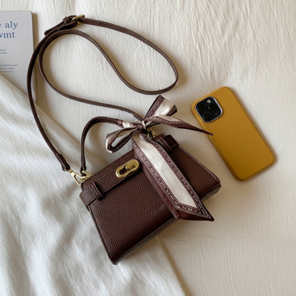 BOLSO  MARRÓN, HERRAJE DORADO
