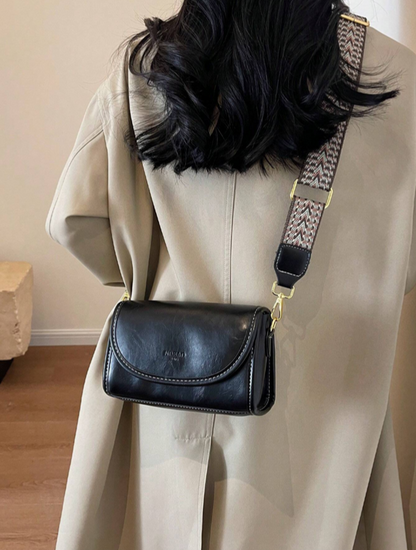 BOLSO NEGRO CORREA TEJIDA