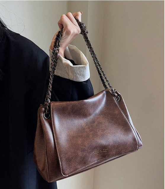 BOLSO DE HOMBRO CAFE CON SOLAPA