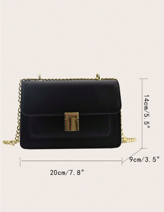 BOLSO NEGRO , HEBILLA CUADRADA