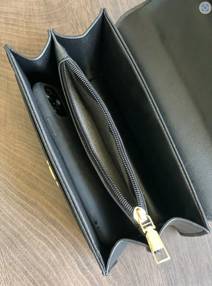 BOLSO NEGRO , HEBILLA CUADRADA