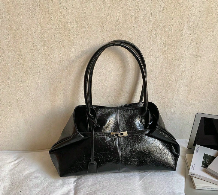 BOLSO CORALINE COLOR NEGRO