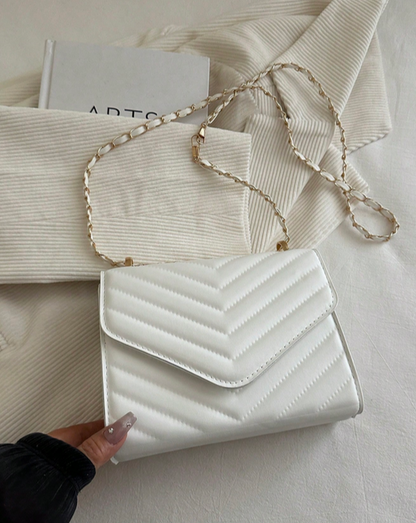 BOLSO BLANCO CON SOLAPA