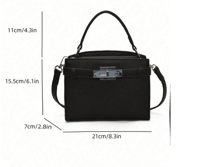 BOLSO NEGRO IMITACION CINTURON CON HERRAJE METALICO