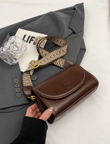 BOLSO MARRON CORREA TEJIDA